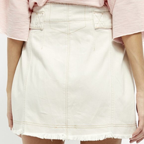 NEW Free People Women's Alpha Utility Mini Skirt in Salt - Picture 5 of 9